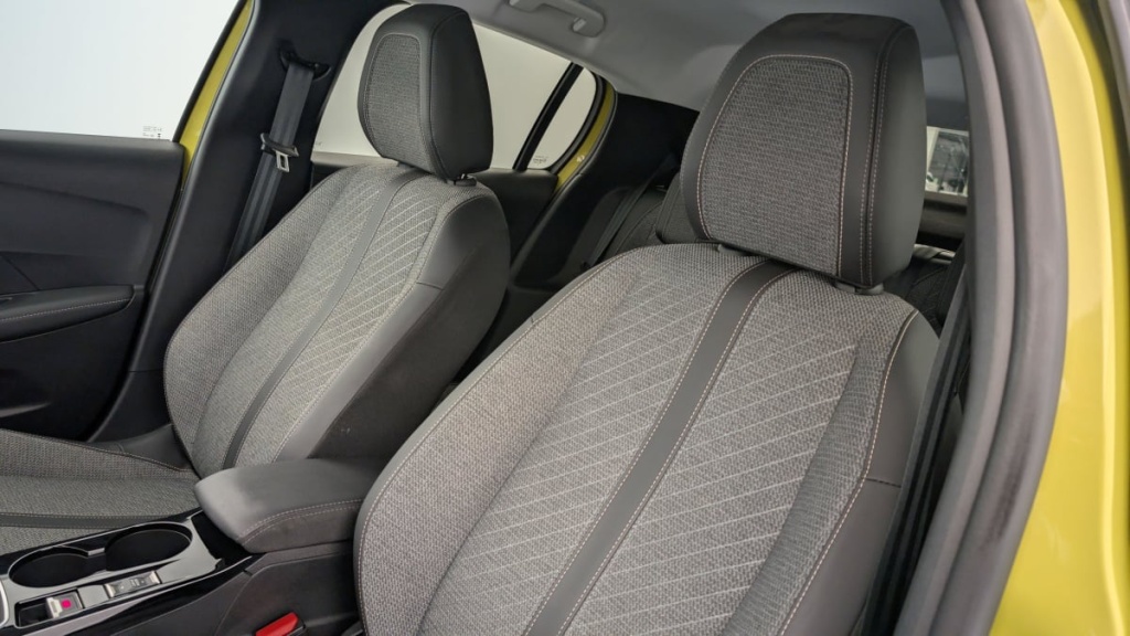 PEUGEOT 208 PureTech 100 S S BVM6 Allure - ref: 1-338089 - Photo 16