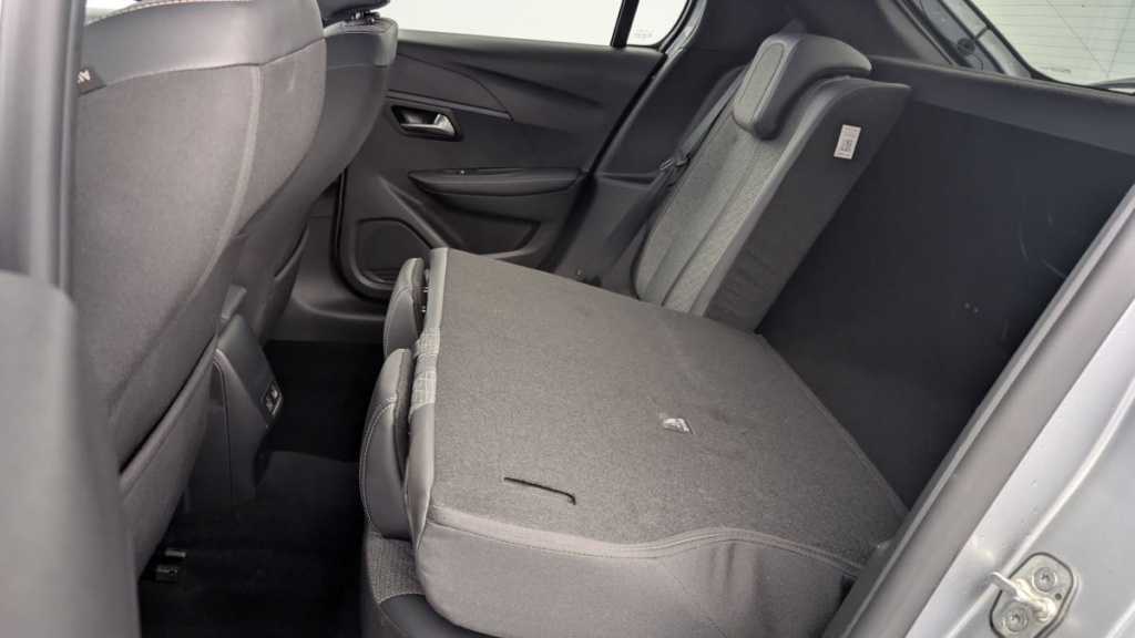 PEUGEOT 208 PureTech 100 S S BVM6 Allure - ref: 1-338132 - Photo 12