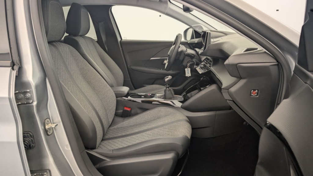 PEUGEOT 208 PureTech 100 S S BVM6 Allure - ref: 1-338253 - Photo 9