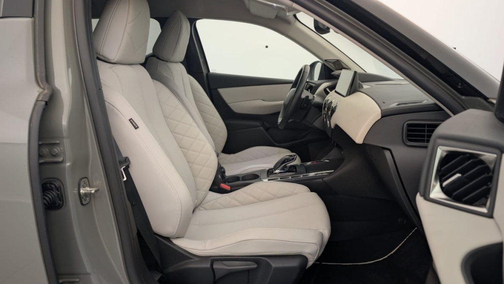 DS DS3 PureTech 130 EAT8 Esprit de Voyage - ref: 1-338536 - Photo 9