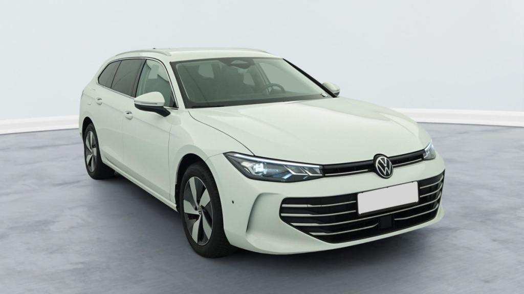 VOLKSWAGEN Passat SW Nouvelle 1.5 ETSI OPF 150 DSG7 LIFE PLUS - ref: 1-338543 - Photo 1