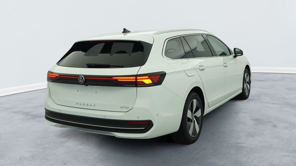 VOLKSWAGEN Passat SW Nouvelle 1.5 ETSI OPF 150 DSG7 LIFE PLUS - ref: 1-338543 - Photo 7