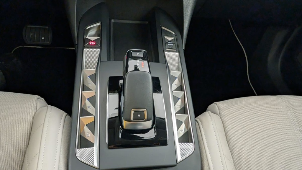 DS DS3 PureTech 130 EAT8 Esprit de Voyage - ref: 1-338710 - Photo 16
