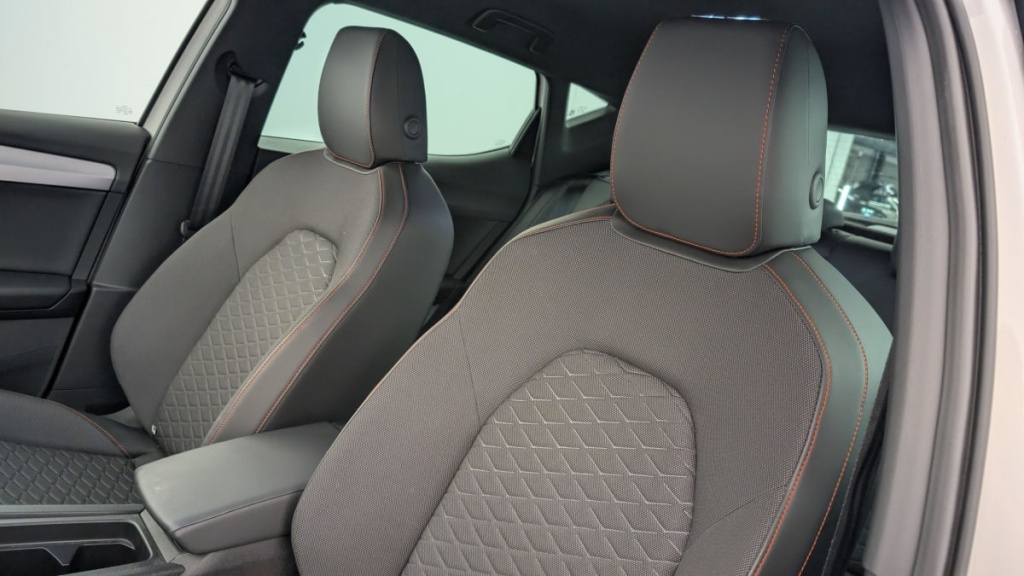 SEAT LEON E-HYBRID 204 CH DSG6 FR - ref: 1-338763 - Photo 16