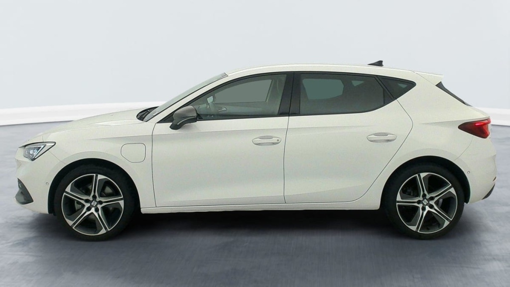 SEAT LEON E-HYBRID 204 CH DSG6 FR - ref: 1-338763 - Photo 4