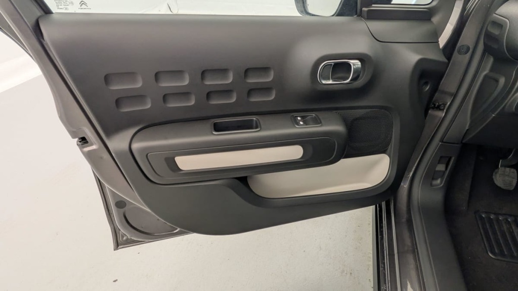 CITROEN C3 PureTech 110 BVM6 Plus - ref: 1-339119 - Photo 18