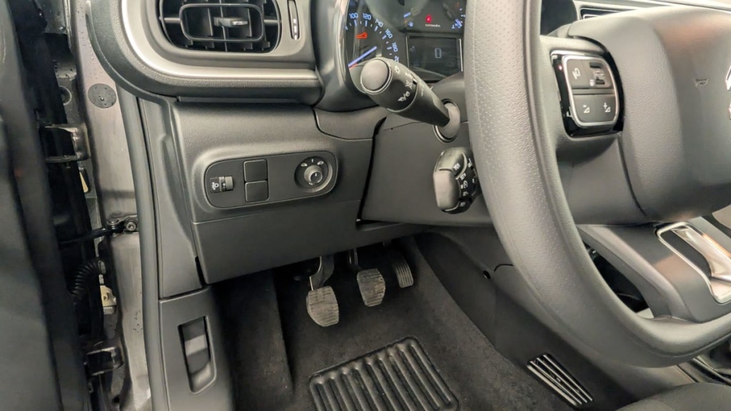 CITROEN C3 PureTech 110 BVM6 Plus - ref: 1-339119 - Photo 19
