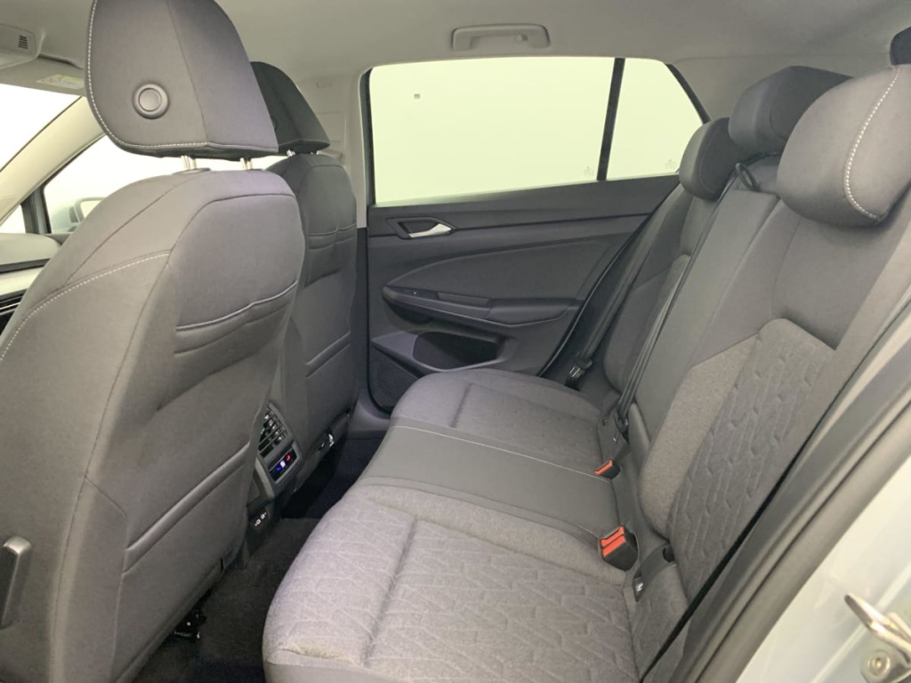 VOLKSWAGEN Golf 1.5 ETSI EVO2 150 DSG7 LIFE PLUS - ref: 1-339396 - Photo 17