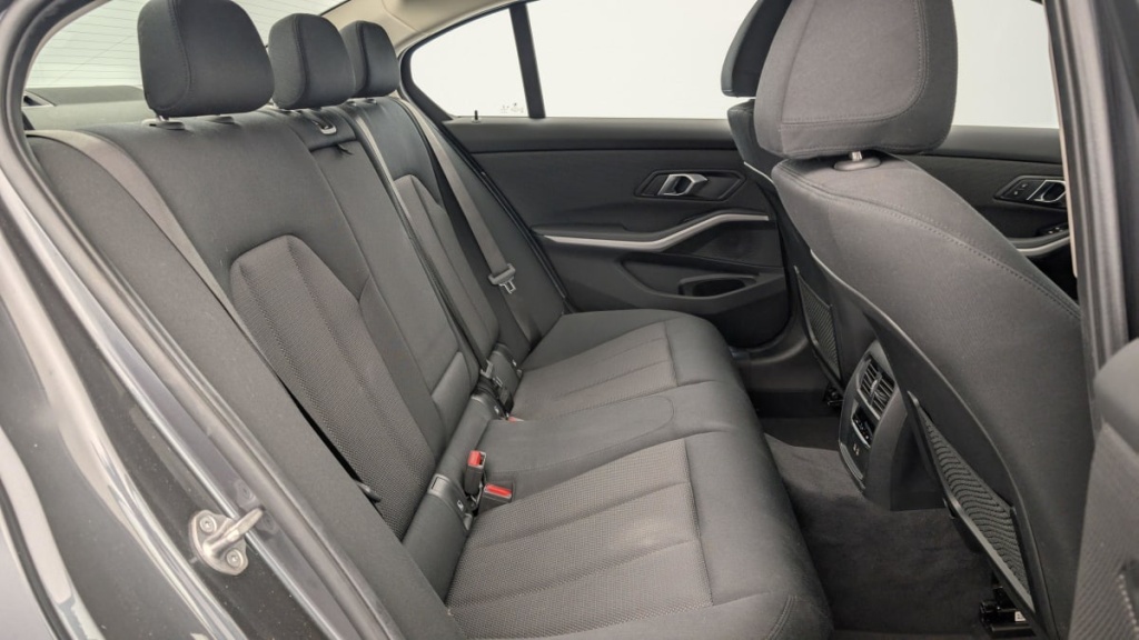 BMW Serie 3 G20 320e 204 ch BVA8 Business Design - ref: 1-340039 - Photo 10