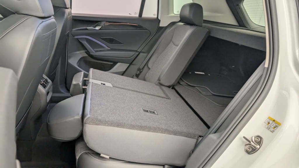 VOLKSWAGEN TIGUAN NOUVEAU 1.5 eTSI 150CV DSG7 LIFE PLUS - ref: 1-340126 - Photo 12