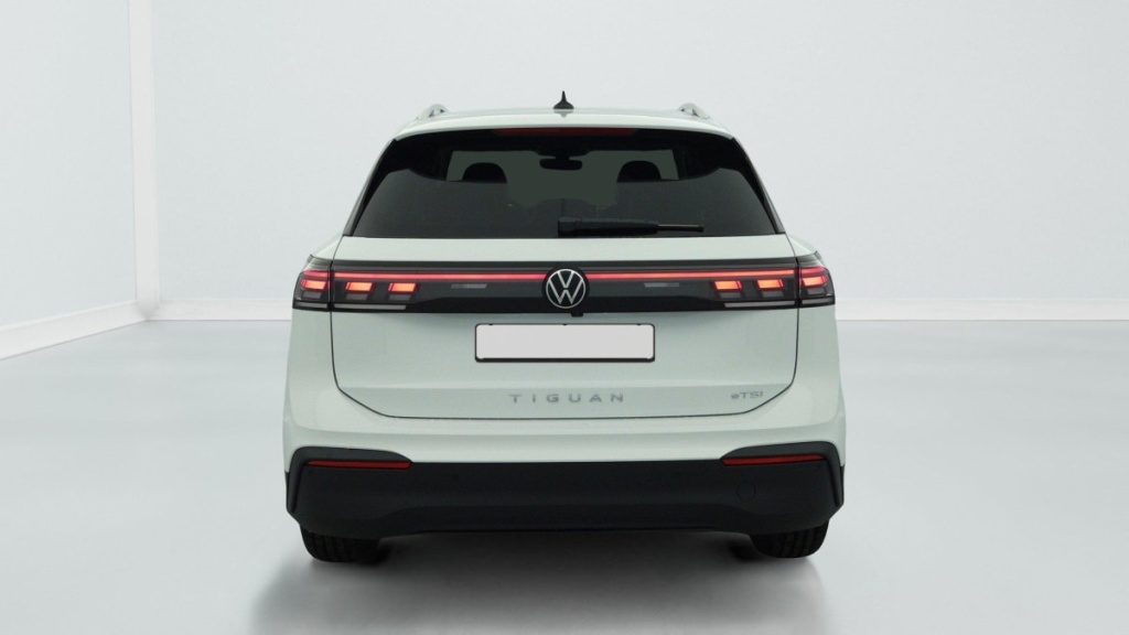 VOLKSWAGEN TIGUAN NOUVEAU 1.5 eTSI 150CV DSG7 LIFE PLUS - ref: 1-340126 - Photo 6