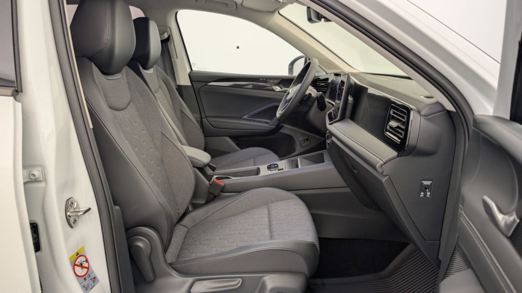 VOLKSWAGEN TIGUAN NOUVEAU 1.5 eTSI 150CV DSG7 LIFE PLUS - ref: 1-340126 - Photo 9