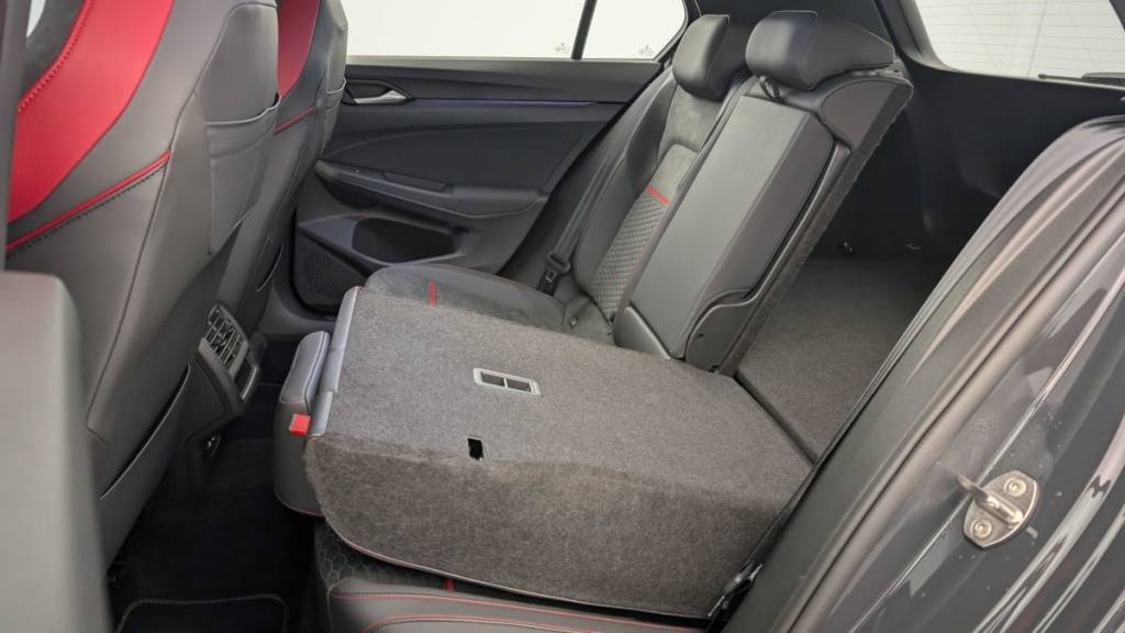 VOLKSWAGEN GOLF 8 2.0 TSI 300 DSG7 GTI CLUBSPORT - ref: 1-340179 - Photo 12