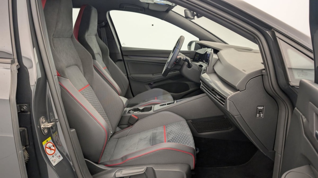 VOLKSWAGEN GOLF 8 2.0 TSI 300 DSG7 GTI CLUBSPORT - ref: 1-340179 - Photo 9