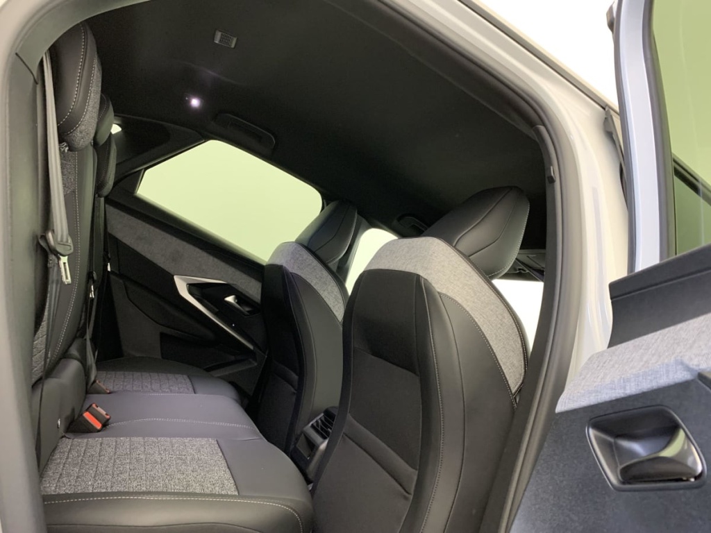 PEUGEOT 3008 Hybrid 145 e-DCS6 Allure - ref: 1-340411 - Photo 10