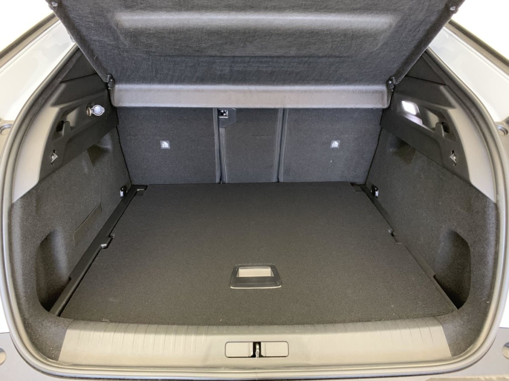 PEUGEOT 3008 Hybrid 145 e-DCS6 Allure - ref: 1-340411 - Photo 11