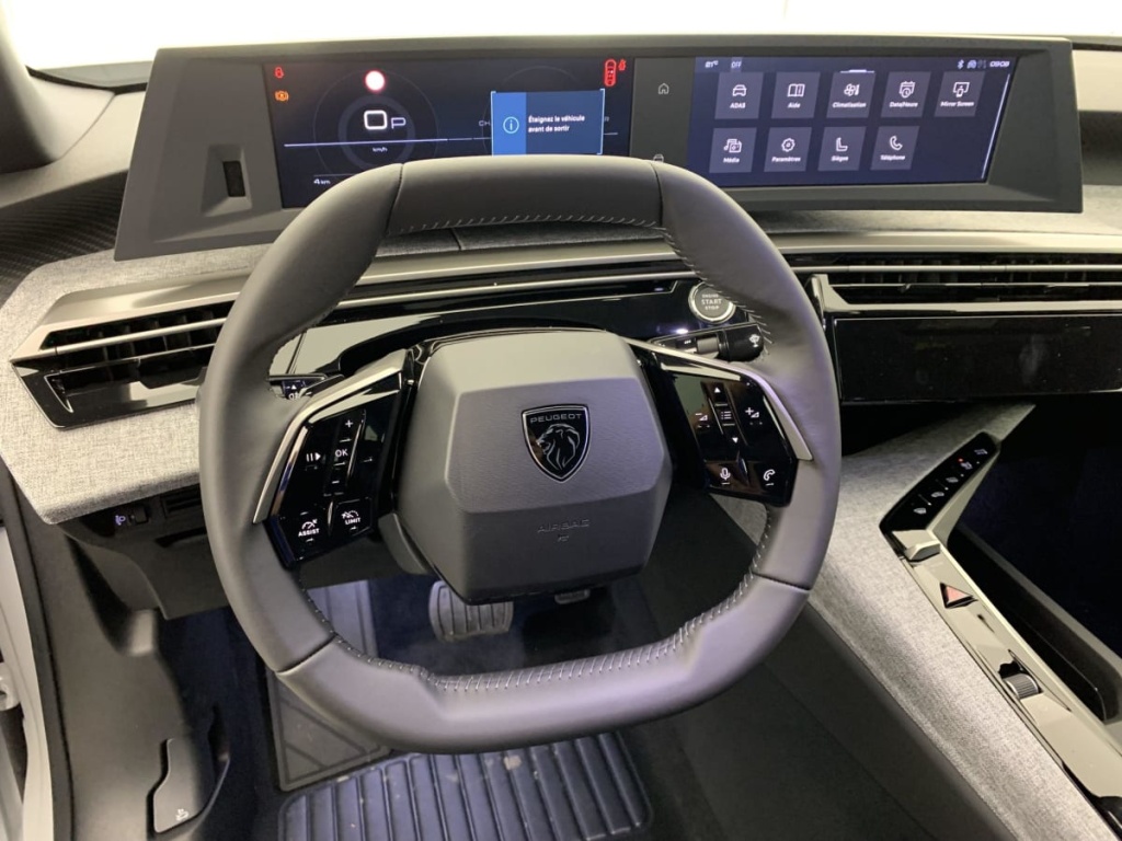 PEUGEOT 3008 Hybrid 145 e-DCS6 Allure - ref: 1-340416 - Photo 18