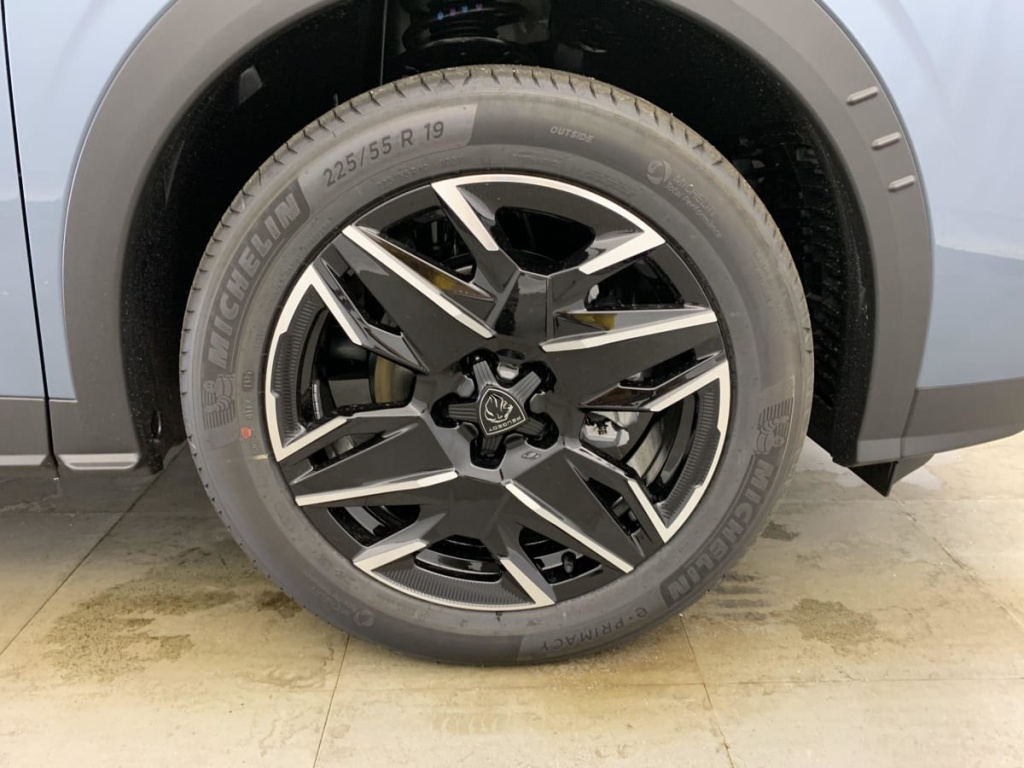 PEUGEOT 3008 Hybrid 145 e-DCS6 Allure - ref: 1-340421 - Photo 14