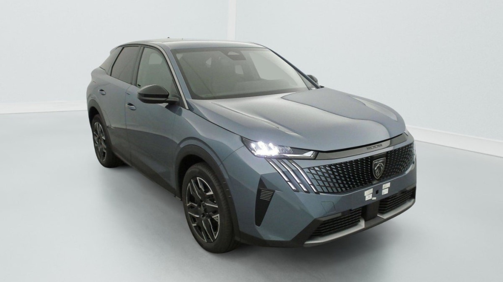 PEUGEOT 3008 Hybrid 145 e-DCS6 Allure - ref: 1-340427 - Photo 1