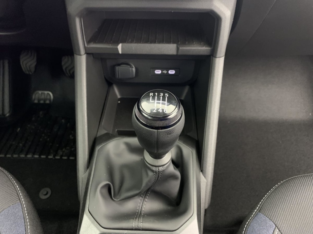 DACIA Duster TCe 130 4x2 Expression - ref: 1-340537 - Photo 15