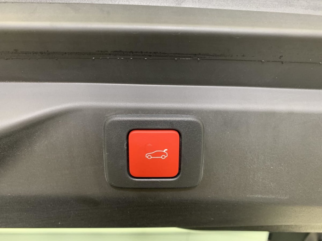 PEUGEOT 3008 Hybrid 145 e-DCS6 GT - ref: 1-340559 - Photo 12