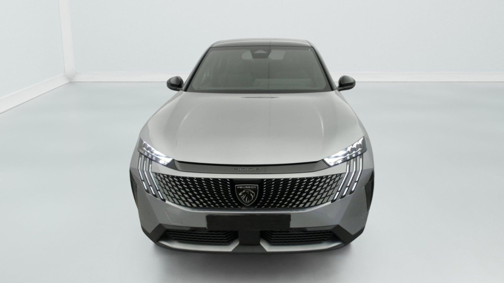 PEUGEOT 3008 Hybrid 145 e-DCS6 GT - ref: 1-340571 - Photo 2