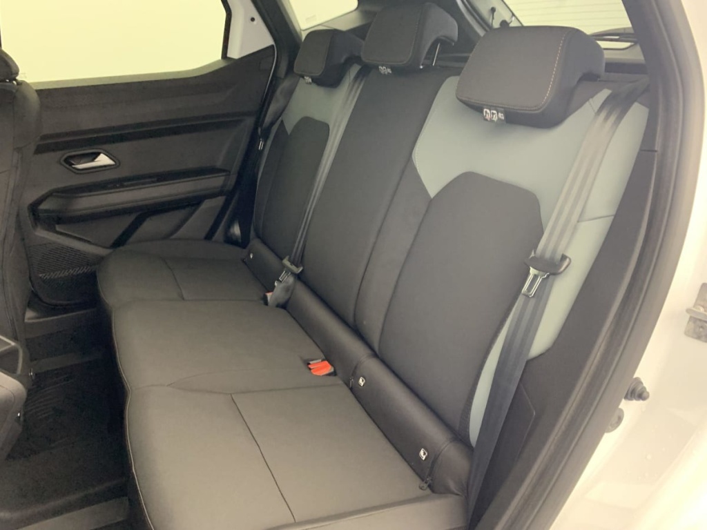 DACIA DUSTER TCe 130 4x4 Extreme - ref: 1-340647 - Photo 18