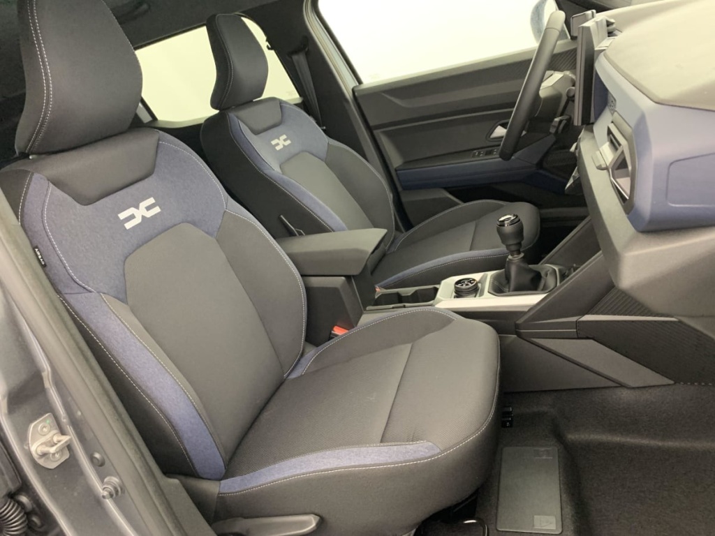 DACIA DUSTER TCe 130 4x4 Journey - ref: 1-340739 - Photo 9