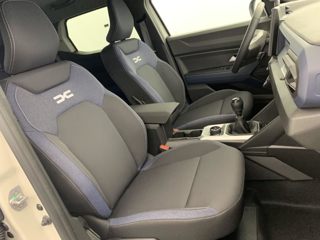DACIA DUSTER TCe 130 4x4 Journey - ref: 1-340761 - Photo 9