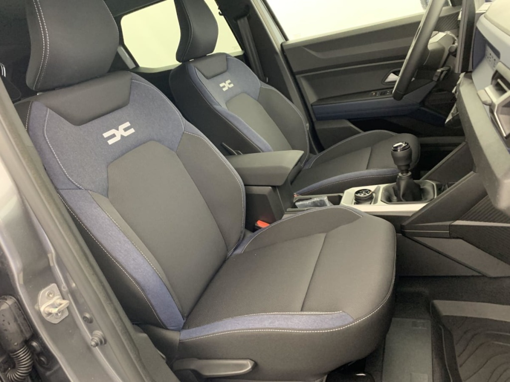 DACIA DUSTER TCe 130 4x4 Journey - ref: 1-340767 - Photo 9