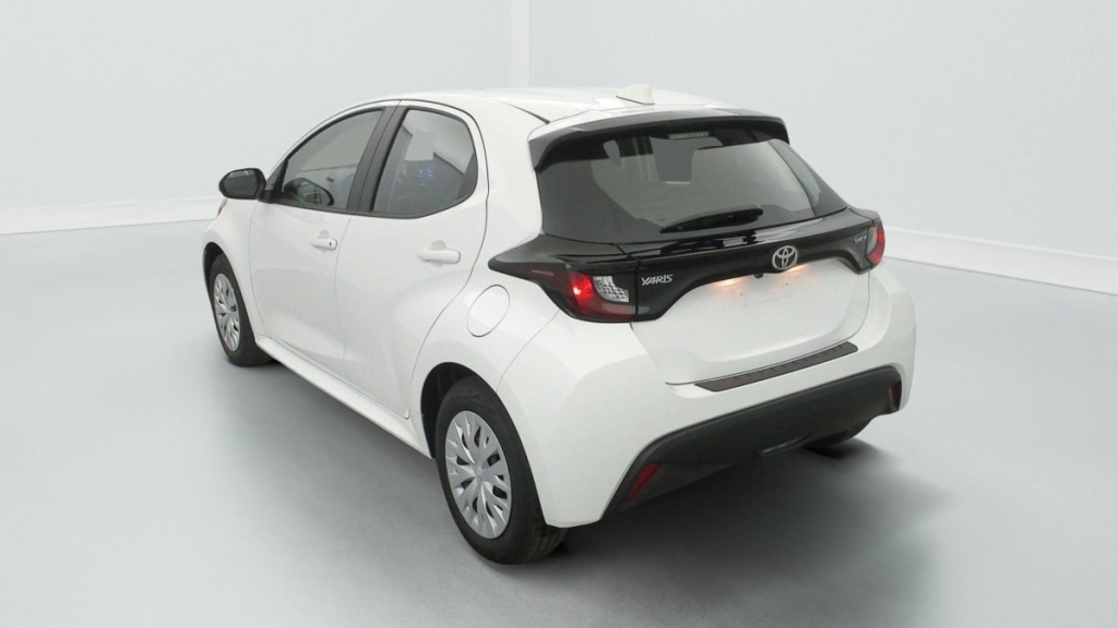 TOYOTA Yaris 116h Dynamic - ref: 1-341115 - Photo 5