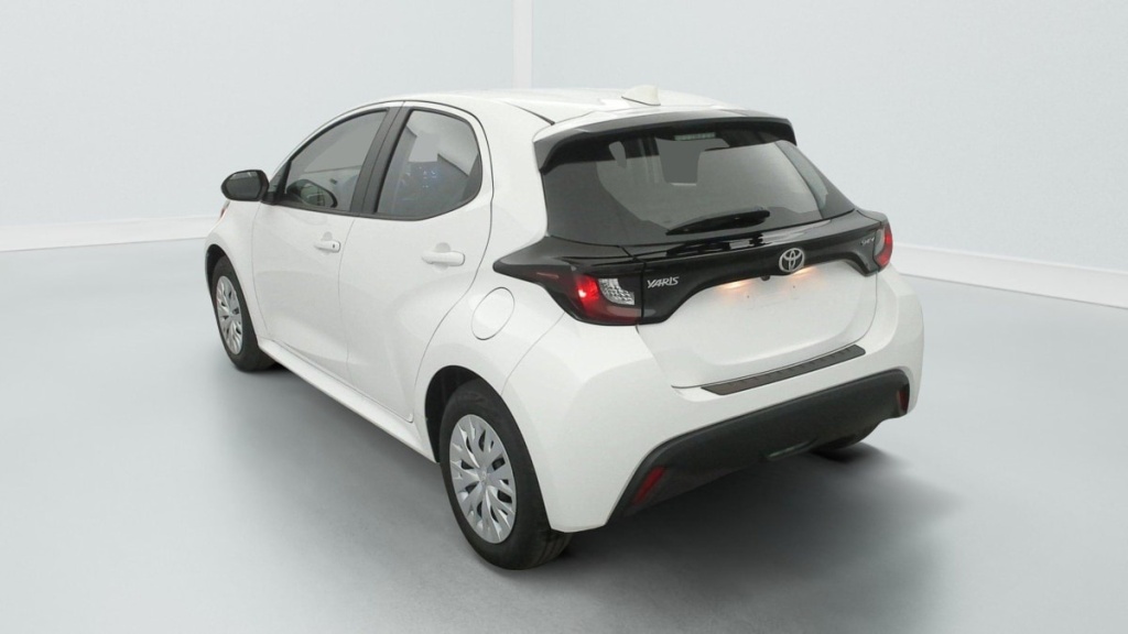 TOYOTA Yaris 116h Dynamic - ref: 1-341124 - Photo 5