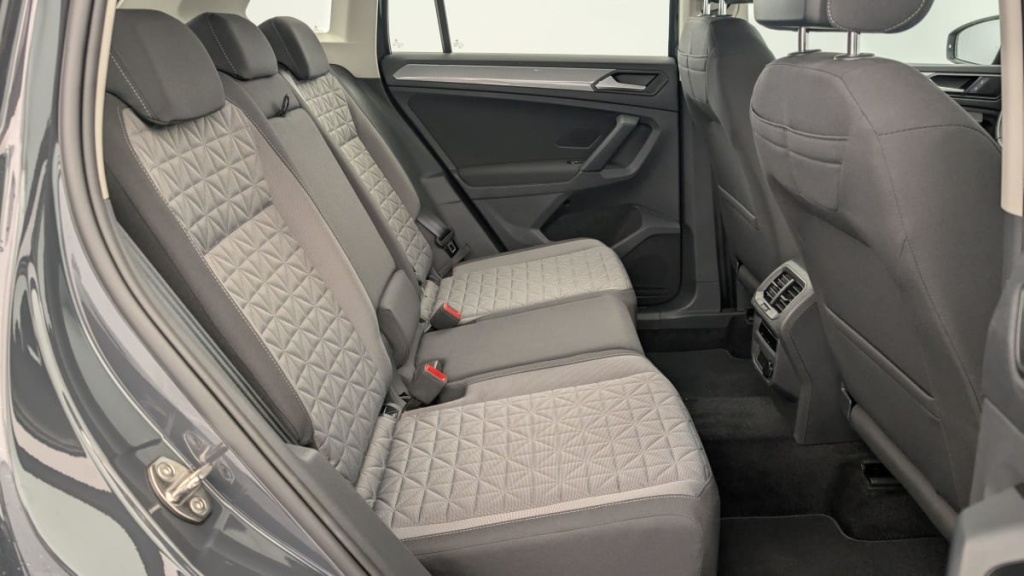 VOLKSWAGEN TIGUAN 1.4 EHYBRID 245CH DSG6 LIFE - ref: 1-341538 - Photo 10