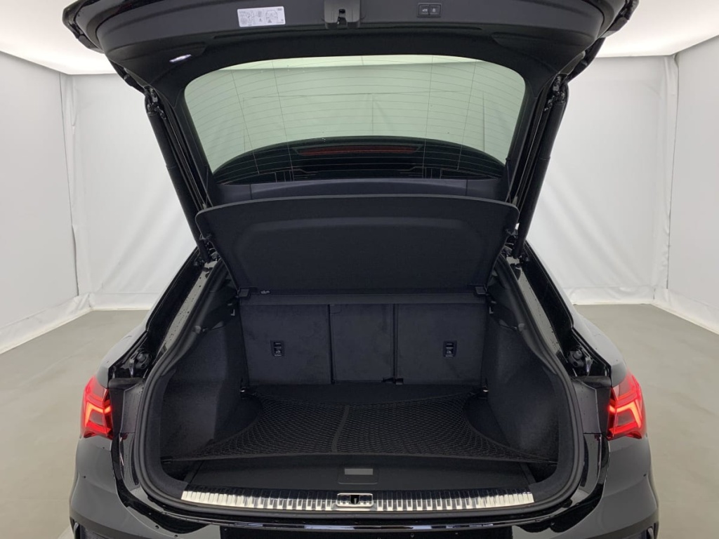 AUDI Q3 SPORTBACK 35 TDI 150 ch S tronic 7 Black Edition - ref: 1-341841 - Photo 11