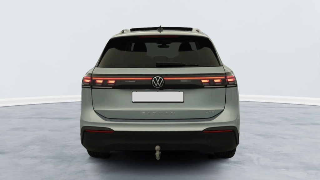 VOLKSWAGEN TIGUAN NOUVEAU 1.5 eTSI 150CV DSG7 LIFE PLUS - ref: 1-342062 - Photo 5