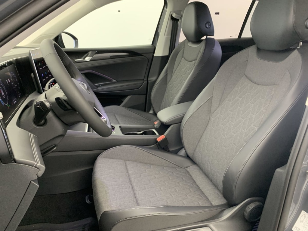VOLKSWAGEN TIGUAN NOUVEAU 1.5 eTSI 150CV DSG7 LIFE PLUS - ref: 1-342273 - Photo 19