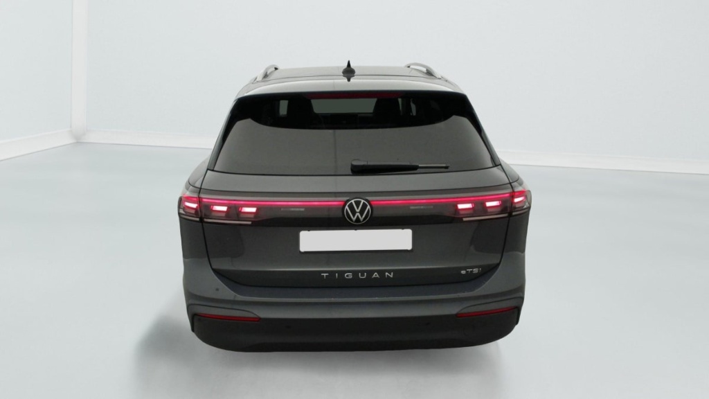 VOLKSWAGEN TIGUAN NOUVEAU 1.5 eTSI 150CV DSG7 LIFE PLUS - ref: 1-342273 - Photo 6