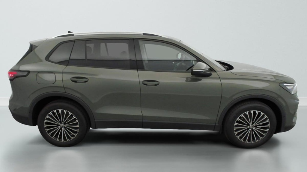 VOLKSWAGEN TIGUAN NOUVEAU 1.5 eTSI 150CV DSG7 LIFE PLUS - ref: 1-342292 - Photo 8