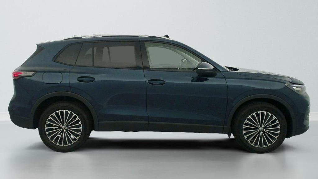 VOLKSWAGEN TIGUAN NOUVEAU 1.5 eTSI 150CV DSG7 LIFE PLUS - ref: 1-342297 - Photo 8