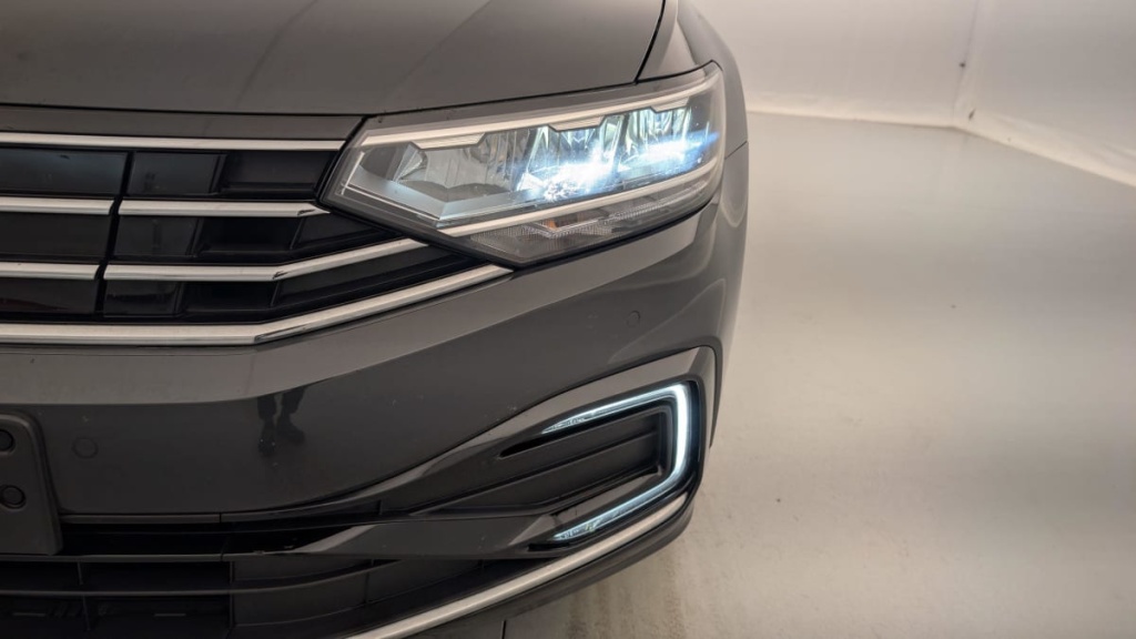 VOLKSWAGEN PASSAT SW 1.4 TSI Hybride Rechargeable DSG6 GTE - ref: 1-342356 - Photo 20