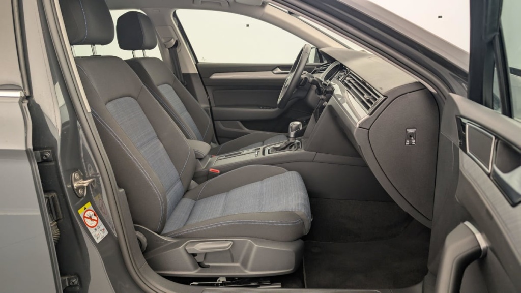 VOLKSWAGEN PASSAT SW 1.4 TSI Hybride Rechargeable DSG6 GTE - ref: 1-342356 - Photo 9