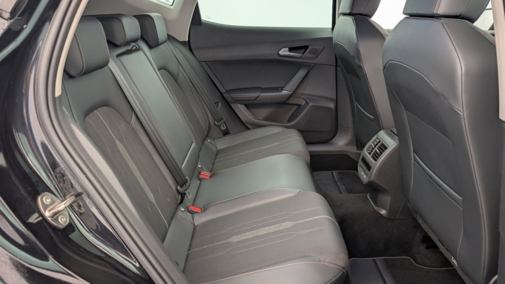 CUPRA FORMENTOR 1.4 e-HYBRID 204 ch DSG6 V - ref: 1-342572 - Photo 10