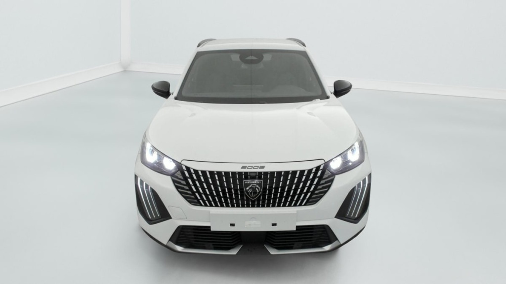 PEUGEOT 2008 Hybrid 145 e-DCS6 Allure - ref: 1-342685 - Photo 2