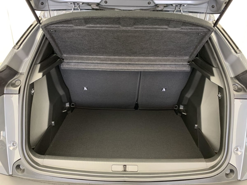 PEUGEOT 2008 Hybrid 145 e-DCS6 Allure - ref: 1-342694 - Photo 11