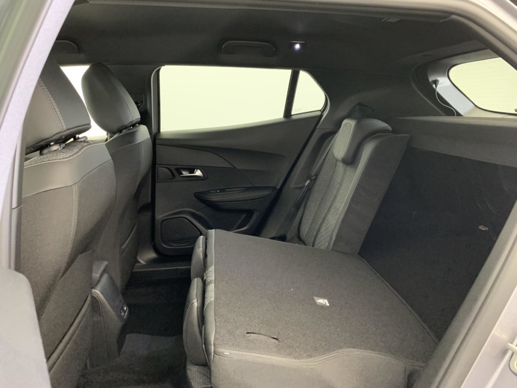 PEUGEOT 2008 Hybrid 145 e-DCS6 Allure - ref: 1-342711 - Photo 12