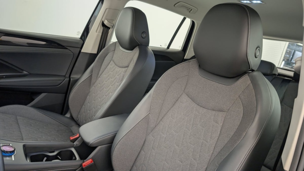 VOLKSWAGEN TIGUAN 1.5 eTSI 131ch DSG7 Life Plus - ref: 1-342718 - Photo 16