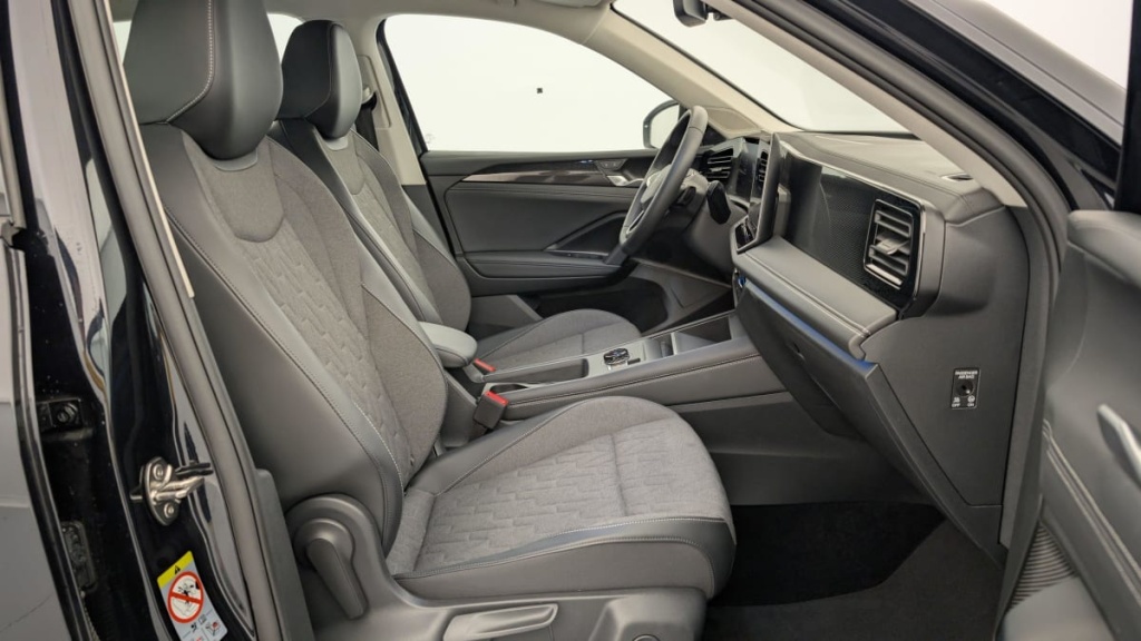 VOLKSWAGEN TIGUAN 1.5 eTSI 131ch DSG7 Life Plus - ref: 1-342718 - Photo 9
