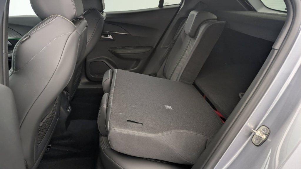 PEUGEOT 2008 ELECTRIQUE 136 ch GT - ref: 1-342934 - Photo 12