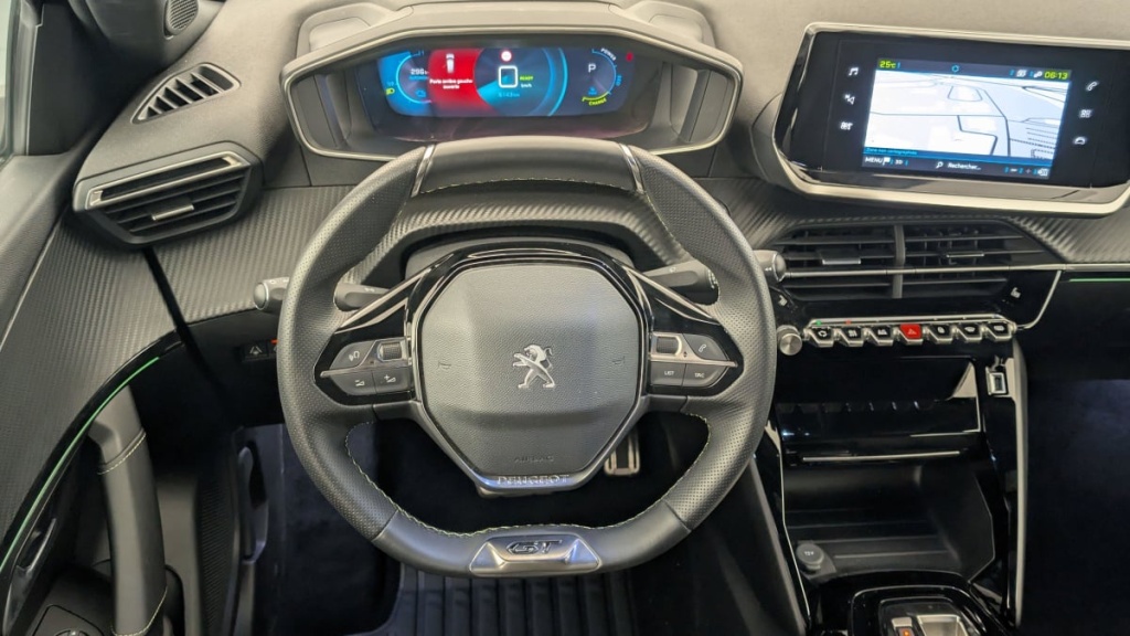 PEUGEOT 2008 ELECTRIQUE 136 ch GT - ref: 1-342934 - Photo 14