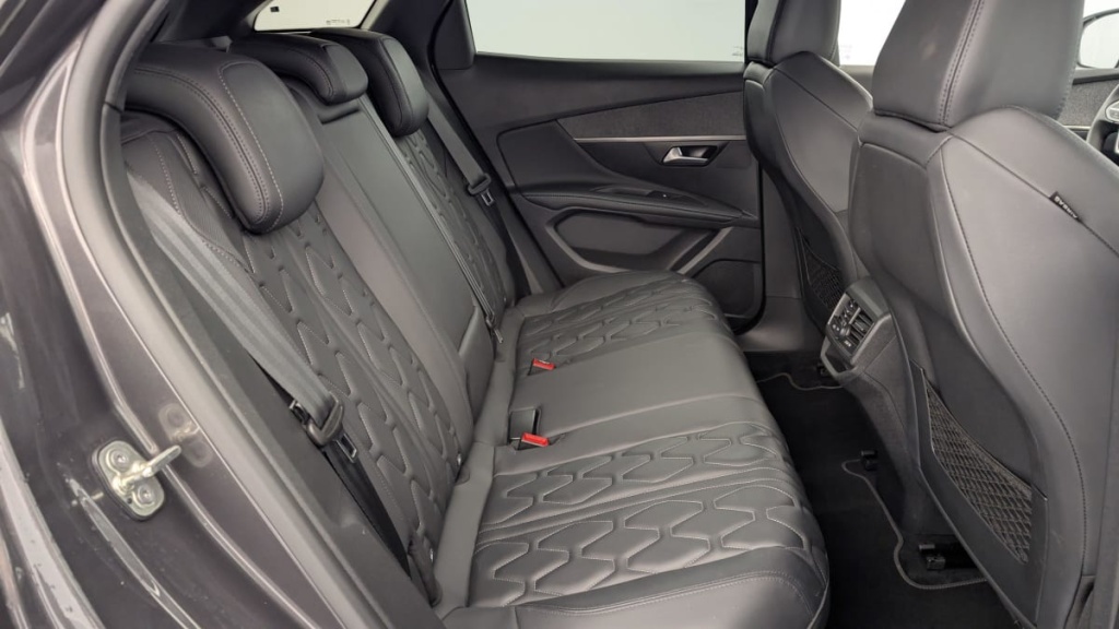 PEUGEOT 3008 Hybrid 136 e-DCS6 Allure Pack - ref: 1-342968 - Photo 10